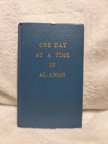 One Day at a Time in Al anon for Family- Alcoholics Pocket Edition 6” X 4”