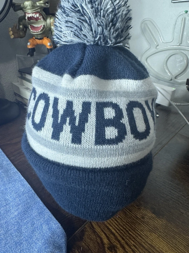 Gorro Dallas Cowboys Adulto Puff Invierno Tejido Sombrero Gorra EE. UU. Nueva Era Foto 3 de 4