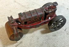 1920-30s Arcade Cast Iron Tractor Road Roller with Wooden Rolling Wheel (C)