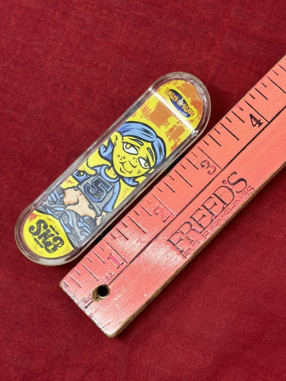 Plastic MdDonalds Finger Board Pro Gear SK8 Skateboard