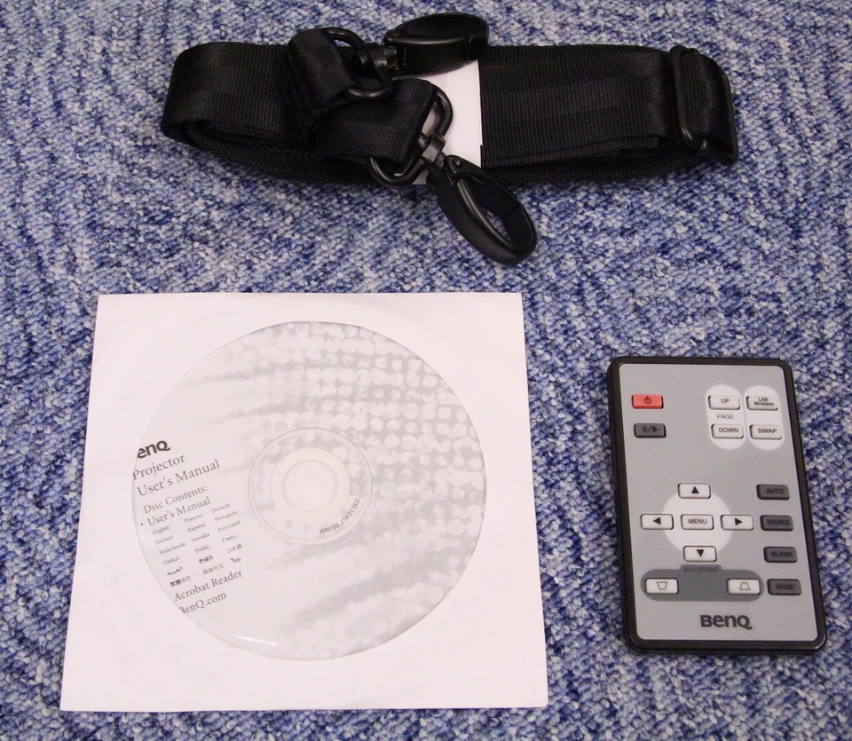 BenQ Beamer MP720p DLP Projektor inkl Tasche und Fernbedienung MP 720 p  - Bild 2 von 4