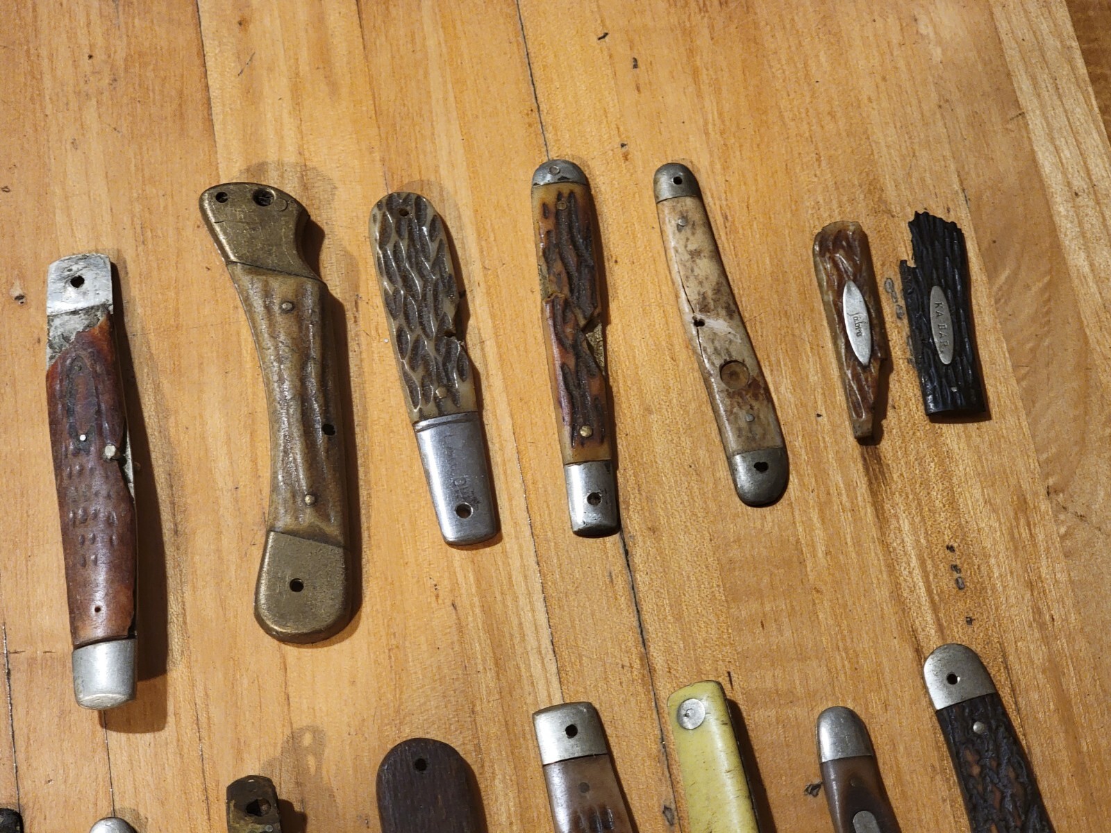Pocket Knife Repair Parts Lot Scales Badges Cowan Creek Keen Kutter