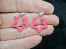 Vintage-Pink Metal Star Hoop Pierced Earrings