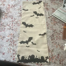 Table Halloween Runner 