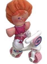 Vtg 80s Fisher Price Smooshees Cuddlers Plush Doll Beth Bicycle Play Set FP Toys