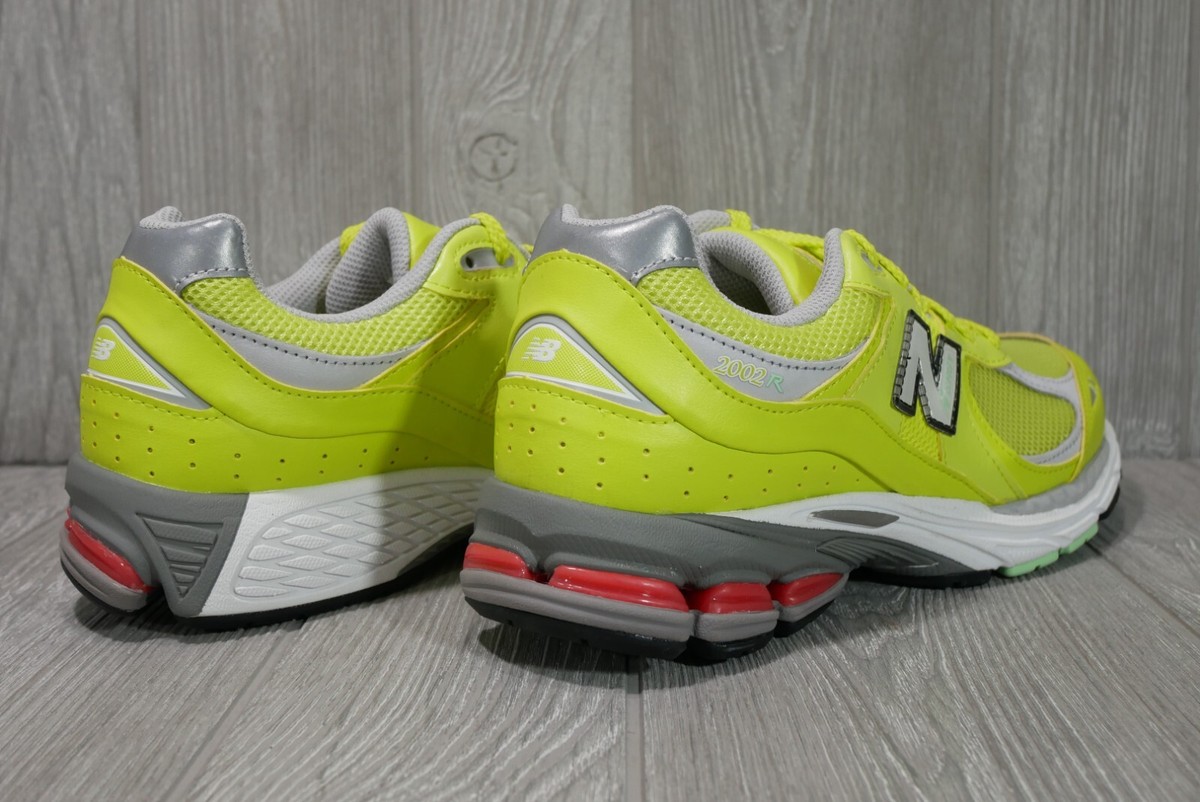 New Balance 2002R Yellow Silver Mens Running Shoes Size 9.5 D Mesh Lace Up Retro White New Balance 2002R | SVD main image 3