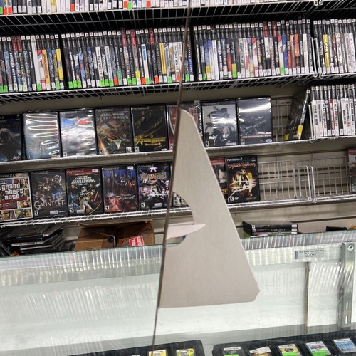 Resident Evil 4 Gamecube Countertop Standee B - Picture 6 of 10
