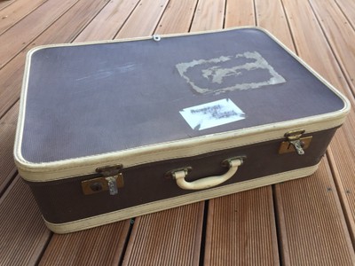 Vintage 1950s suitcase - shabby chic 