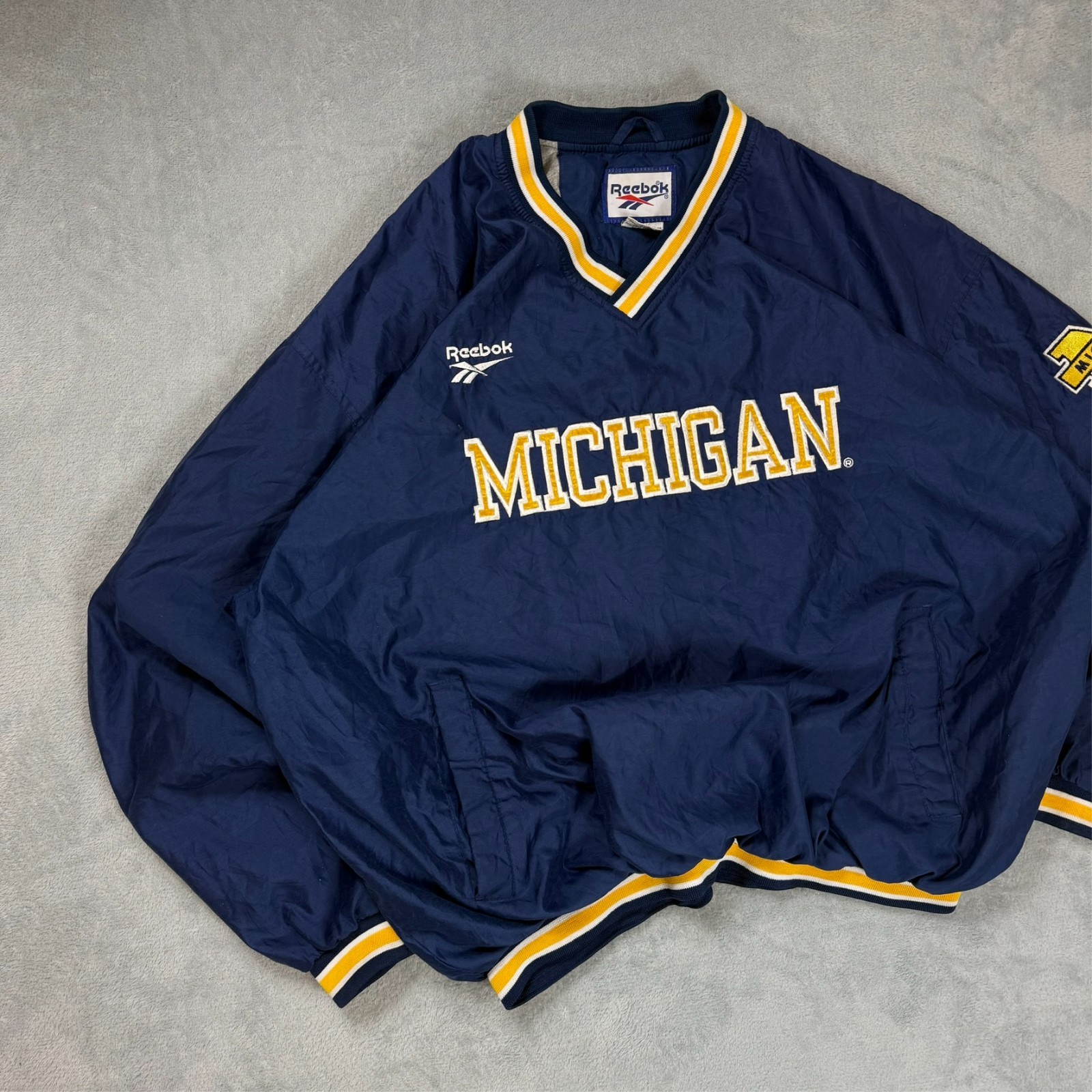 Vintage Reebok 90's Michigan Wolverines NFL Navy V-Neck Oversized XL Windbreaker image 2