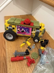 LEGO TMNT: Shellraiser Street Chase (79104) INCOMPLETE - SPARE PARTS