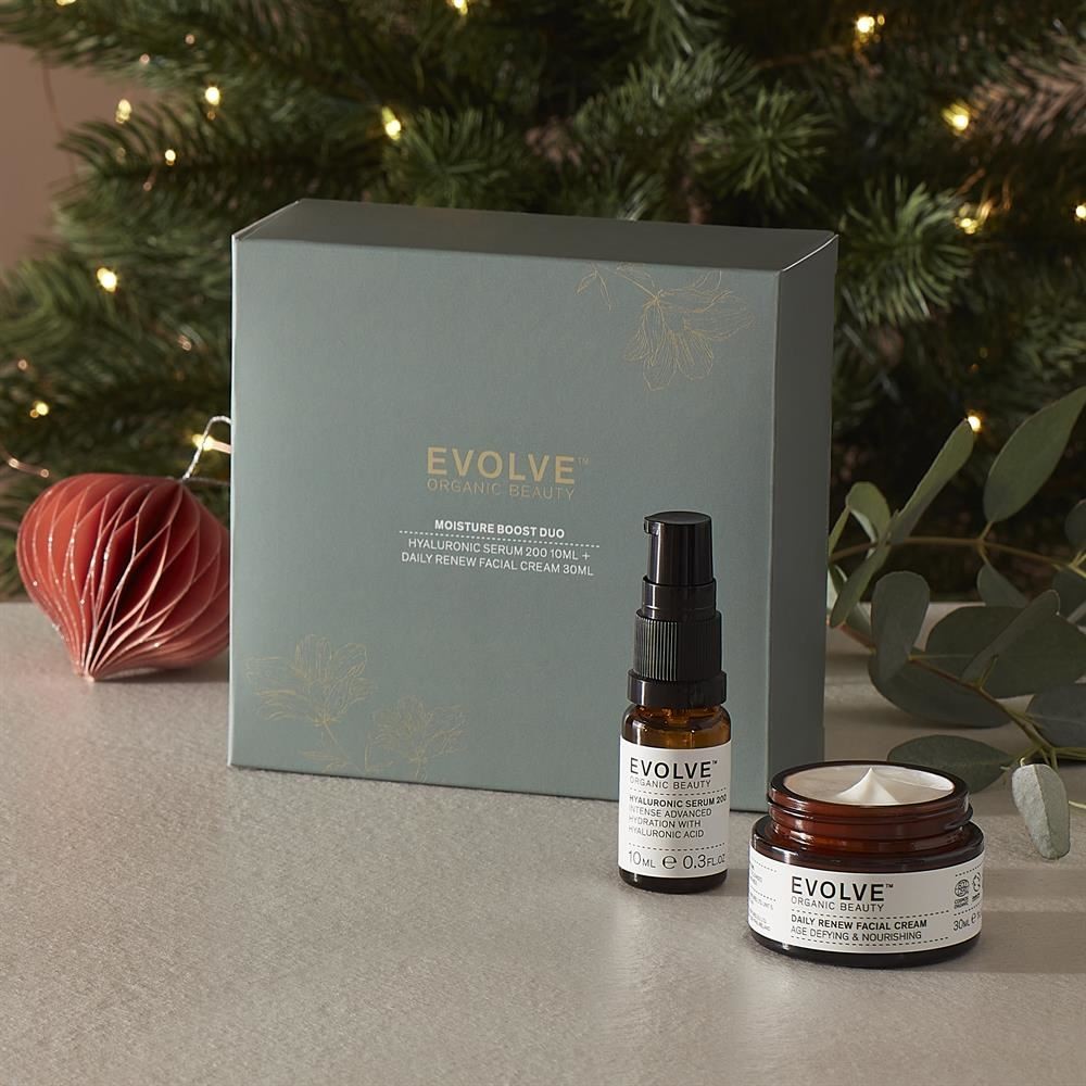 Evolve Organic Beauty Moisture Boost Duo Christmas Gift