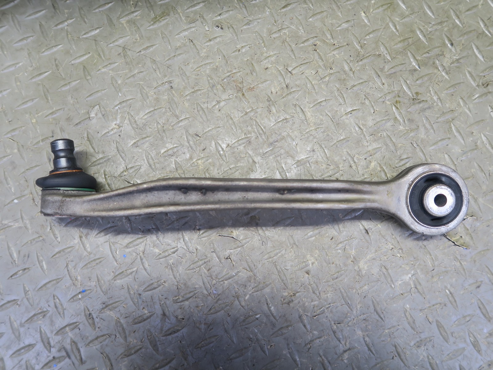 2006-2012 BENTLEY CONTINENTAL FLYING SPUR FRONT LEFT UPPER CONTROL ARM SET OF 2