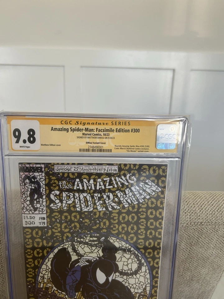 Amazing Spider-Man Facsímil 300 Negro Destrozado CGC 9.8 1er Veneno 1988 Firmado Foto 2 de 4