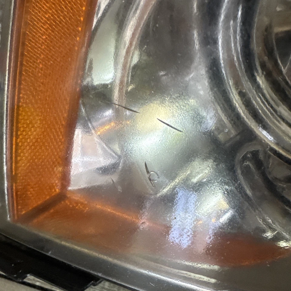 🇺🇸 2008-2014 正品凯迪拉克 CTS 车头灯卤素前照灯左侧驾驶员侧 — 第 4/4 张图片