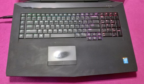Dell Alienware 18 laptop I7-4900mq 2.8-4Ghz 32GB 512GB SSD NVIDIA P4200 AX210 - Picture 3 of 11