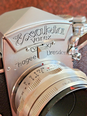 Exakta Varex VX Ihagee Dresden Analogkamera mit Zeiss Jena Tessar 4,5 / 40