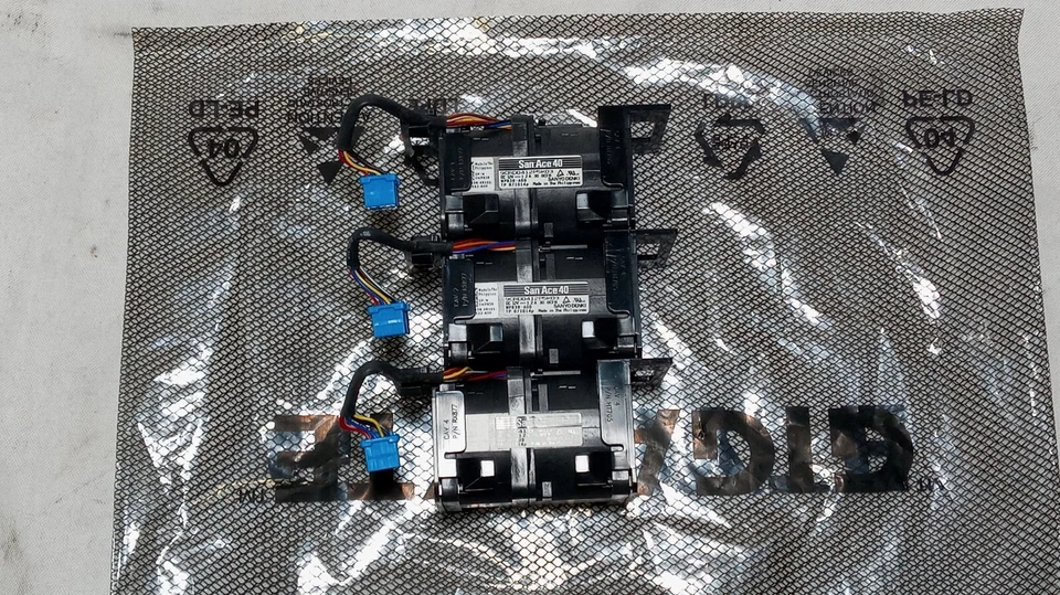 Lot of 3x SANYO San Ace 40 9CRD0412P5K03 12V 1.2A Dual Server Cooling Fan - Image 2 of 4