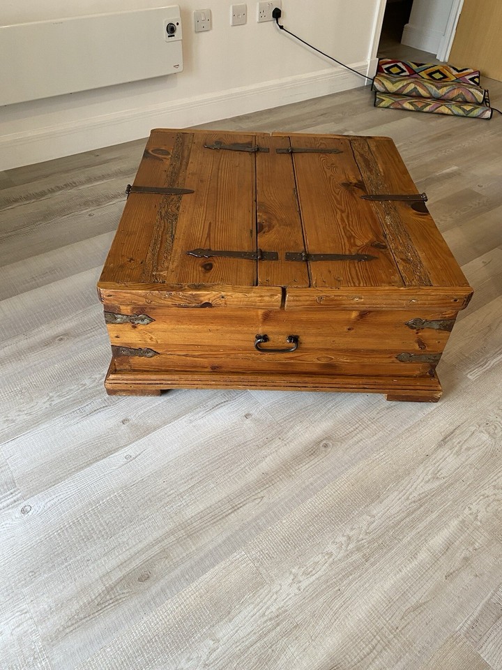 Old Pine Chest/wooden Storage Trunk/Blanket Box/Coffee table eBay