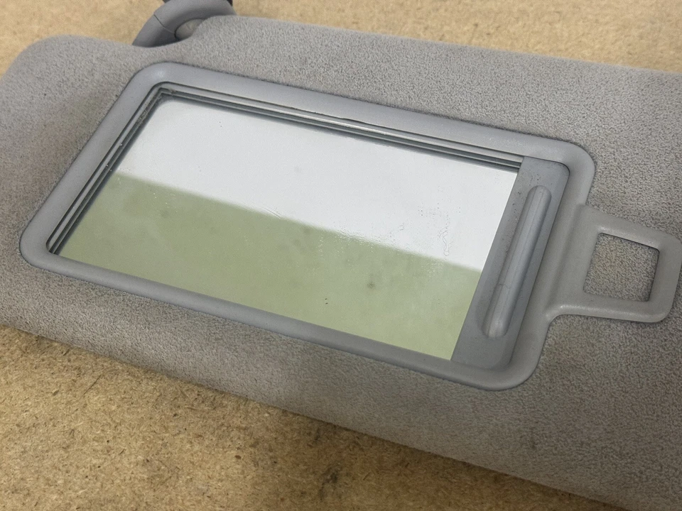 Parasol delantero izquierdo lado del conductor OEM 2015-2017 Kia K900 OEM Foto 4 de 4