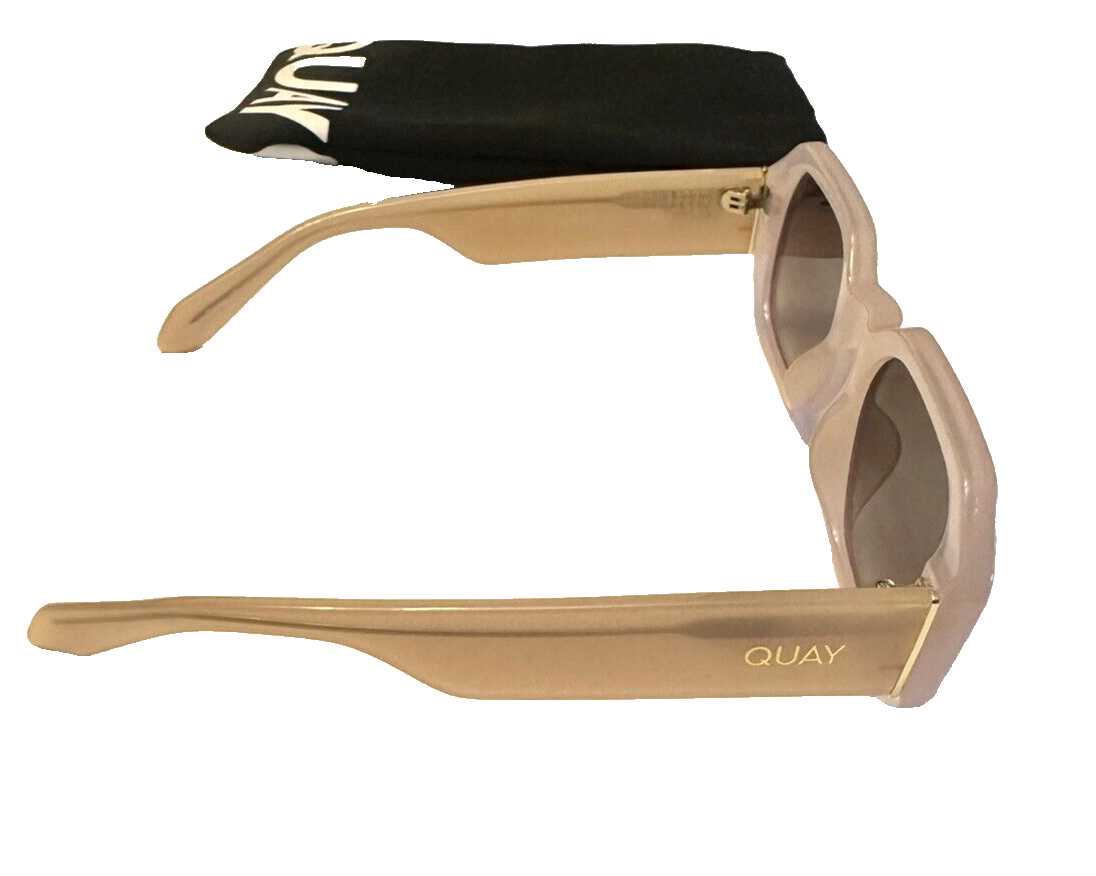 Quay Australia Hyped Up Narrow Hexagon Pink Sunglasses with  display picture 3