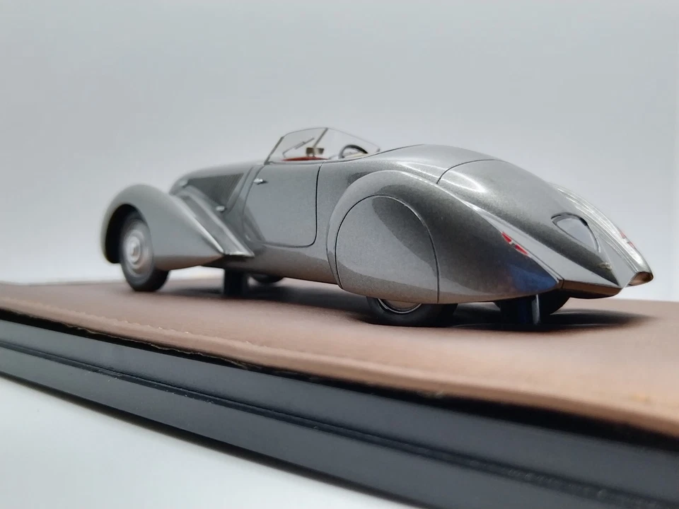 GLM 1/43 BENTLEY 4 1/4 LITRE ROADSTER #B25GP CONVERTIBLE 1937 - Image 4 of 4