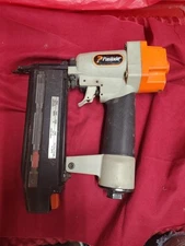 Paslode 515600 T200-F18P 18-Gauge Brad Nailer, 5/8" to 2" *Free Shipping,*