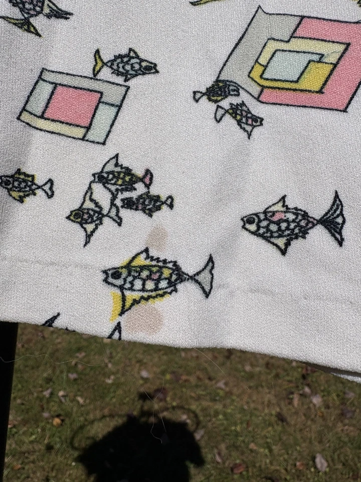 Vintage 1970s Knitpix 100% Nylon Graphic Tee Fish Modernism Size Small - Image 2 of 4