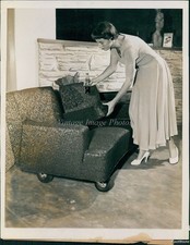 1950 Nancy Bowker Love Seat International Home Furnishings Market Wirephoto 7X9