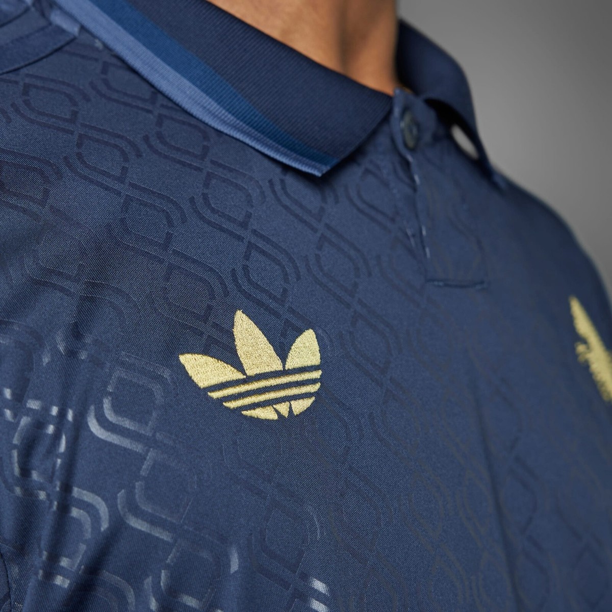 adidas Juventus FC Third 24/25 Replica Soccer Jersey IY5244