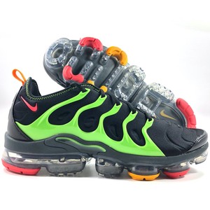 black red and green vapormax