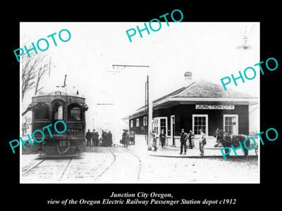 OLD LARGE HISTORIC PHOTO OF JUNCTION CITY OREGON THE RAILROAD STATION c1912 2