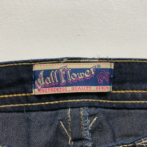 New Wallflower Denim Jeans Regular Women Size 16 Dark Wash Flare NWT🔥MH-114 - Picture 3 of 12