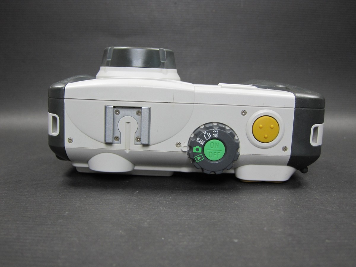 RICOH CAPLIO 300G Compact Digital Camera 3.34MP White ((JAPAN