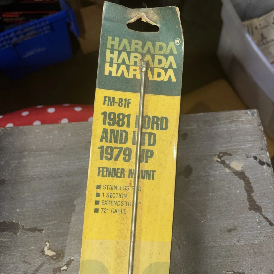 Harada 1981 Ford And Ltd 1979 y arriba montaje guardabarros antena Fm - 81F Foto 2 de 4