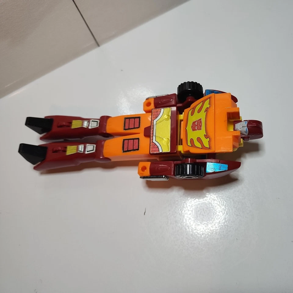 Figura de acción Hasbro G1 Transformers Rodimus Prime juguete incompleta de colección Foto 4 de 4