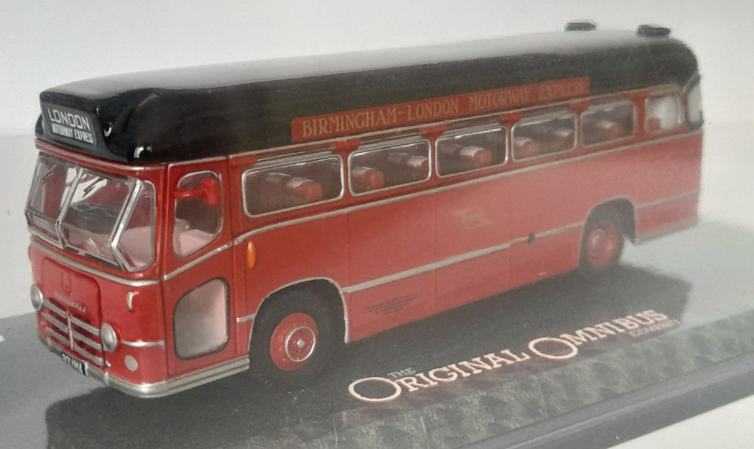 Corgi Original Omnibus OM45501 BMMO CM5T Motorway Coach Midland Red - SEALED