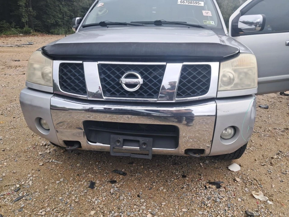 2004 Nissan Titan Passageiro Porta Frontal Direita Elétrica - Usado - Somente retirada local - Imagem 2 de 4