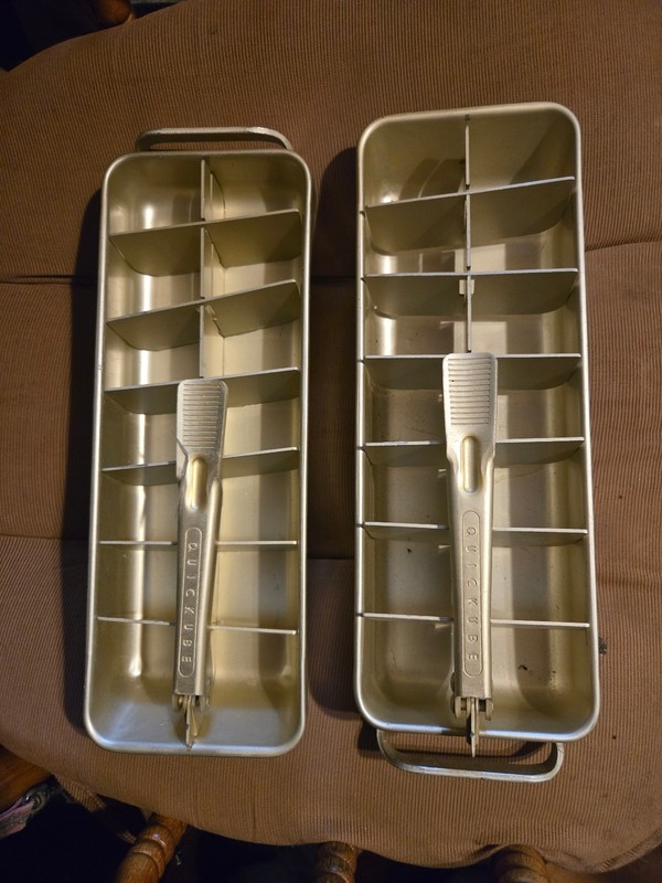 2 Vintage Ice Cube Trays Aluminum frigidare quickube