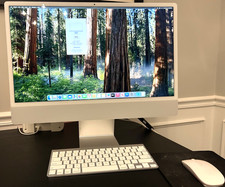 Apple iMac M1 Chip 8-core CPU 24-inch, 16GB RAM 250GB Silver