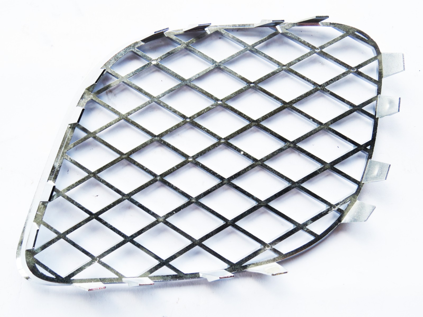 Bentley Continental Flying Spur Right Chrome Bumper Grill