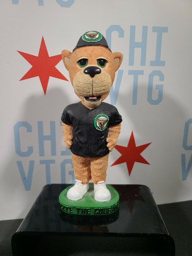 Kane County Cougars / Ozzie The Cougar / Black Jersey / 6” SGA Bobblehead