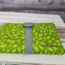 Eddie Bauer Changing baby pad bathroom portable travel green folding compact