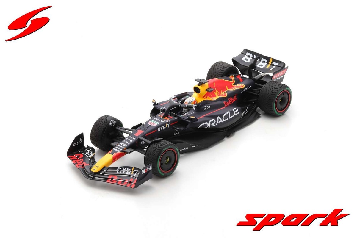 スパーク1/18 Red Bull Racing RB18 フェルスタッペン選手 Amazon.co.jp: スパーク 1/18 レッドブル RB18 F1 日本GP2022 No