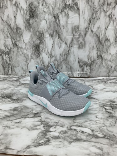 Season TR9 Training Shoes ~ Size 