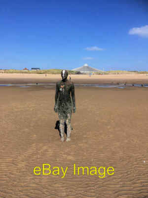 Foto 6x4 Ein weiterer Iron Man am Crosby Beach Die 100 Skulpturen, Spitzname c2017