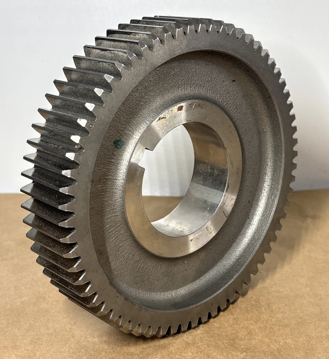 Genuine Eaton Fuller 4302666 Countershaft Drive Gear 66T OEM photo 1