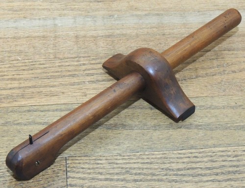 UNMARKED 10" WOODEN PANEL GAUGE-ANTIQUE HAND TOOL