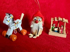 Lot 2 VINTAGE KURT S ADLER GNOME FIGURE HORSE WOODEN CHRISTMAS ORNAMENT NATIVITY