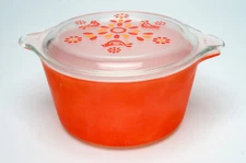 PYREX 473 Red Celtic Floral?, Friendship lid 1 Qt Casserole w/ Clear Lid Chipped