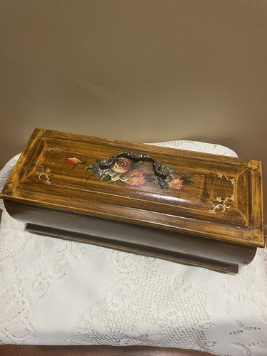 Hand Painted Wooden Keepsake Box - Picture 11 of 11